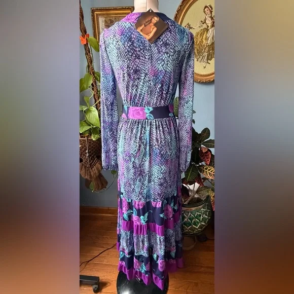 IMAN Multicolor Floral and Snake Print Long Sleeve Dress - Picture 5 of 9